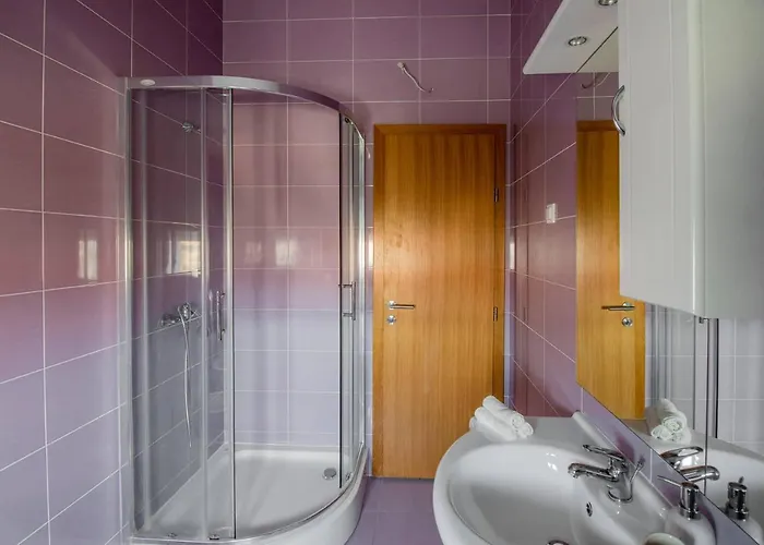 Blue Mate بيبينيا